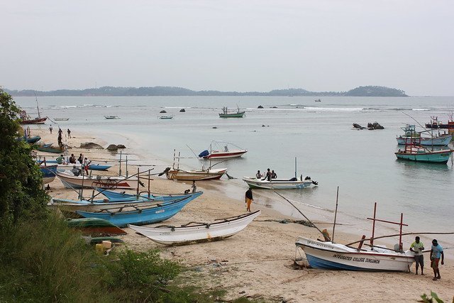 sri lanka beach resorts